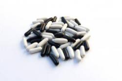 66121 PINDULAS BLANCAS y NEGRAS de ANIS 1,5 KG SAET